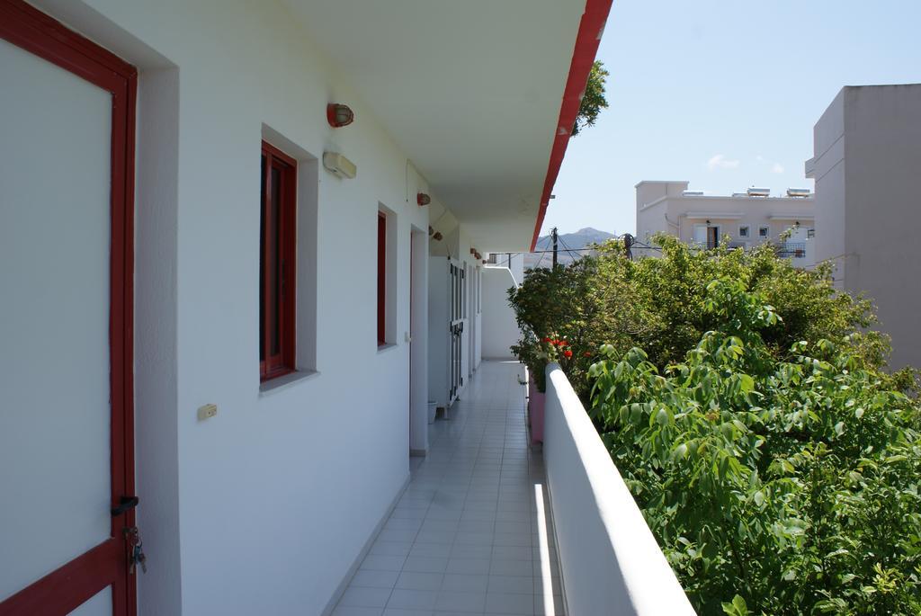 העיירה קוס Stam & John Apartments מראה חיצוני תמונה